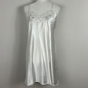 Natoric Classics Y2K Slip Dress White Lace Trim Womens Size Medium Style X83810C